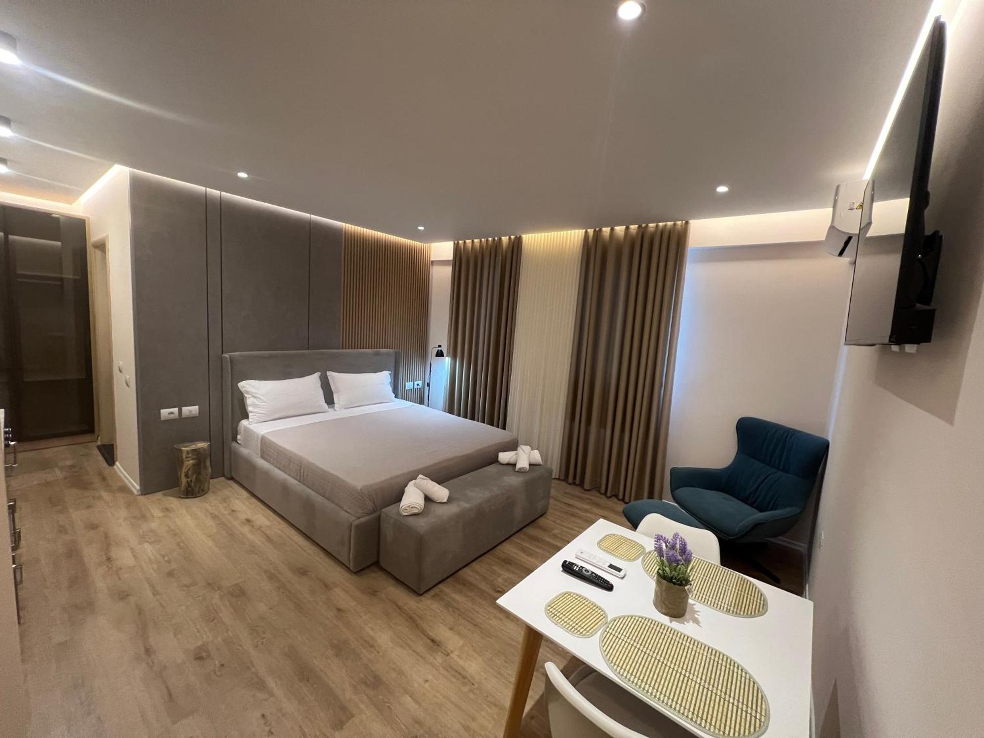 Apartment Center *